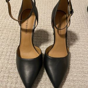 Lucky Brand heels with strap- never worn size 9